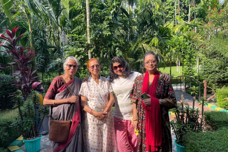 Senior Travel Services in Kolkata